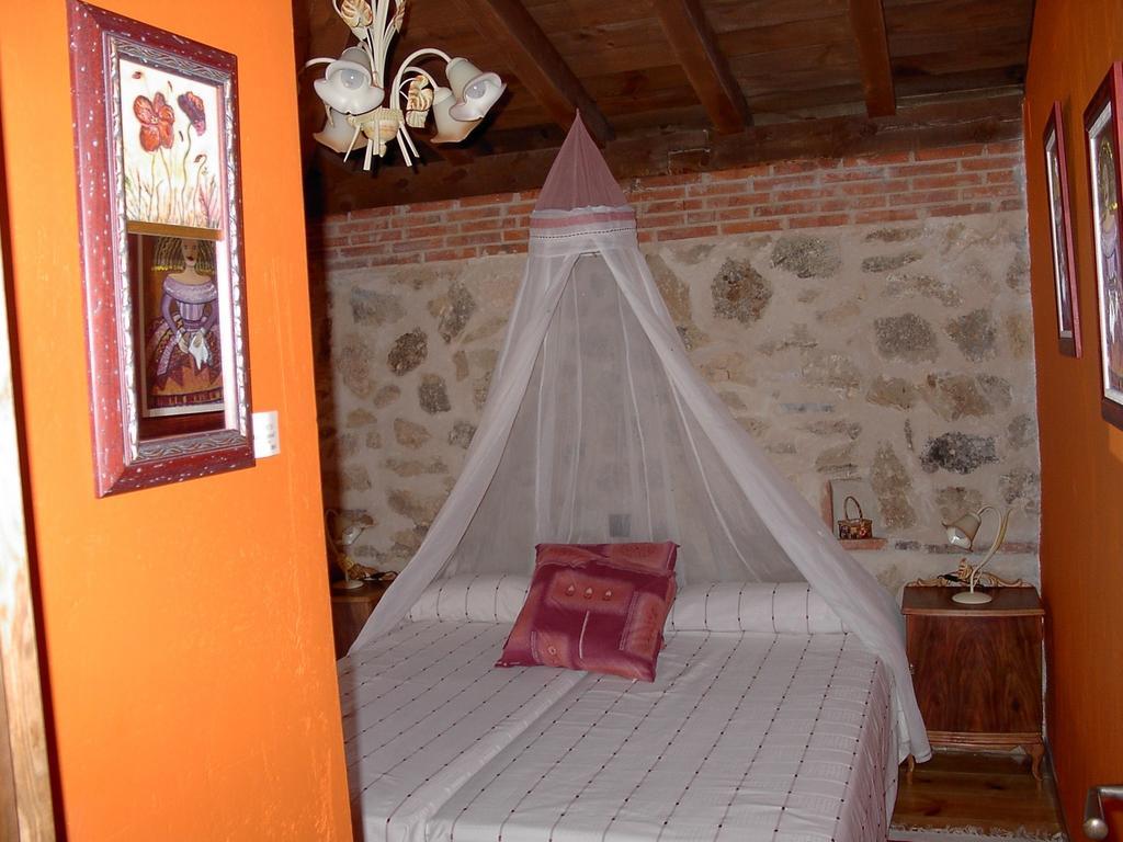 Casa Rural Pincherres Mata de Quintanar 外观 照片